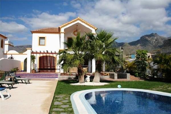 villa in Fañabé
