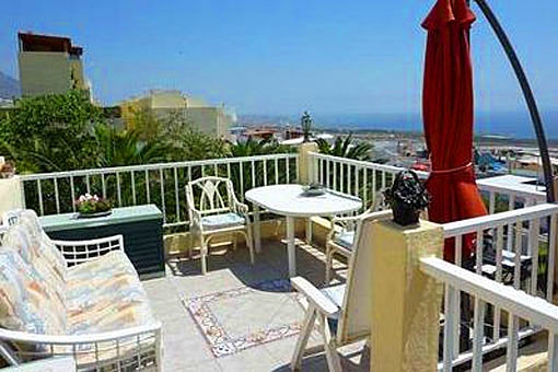 house in Los Menores