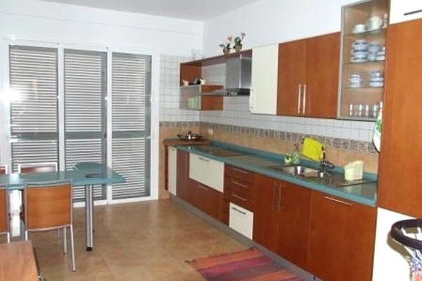 Kitchen with dining table