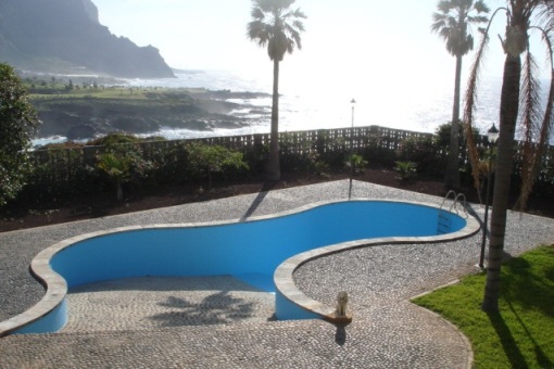 Large pool in first ocean line