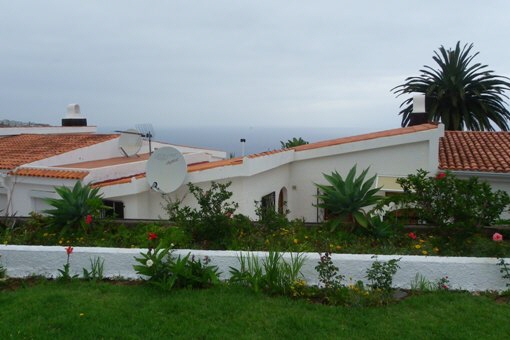 View from the garden to the sea