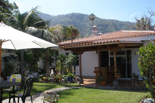 Garden with various resting places