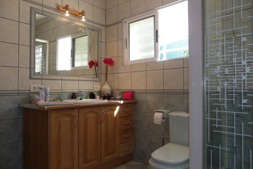 Inviting bathroom with shower