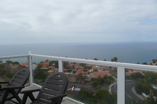 Sun terrace with sea view