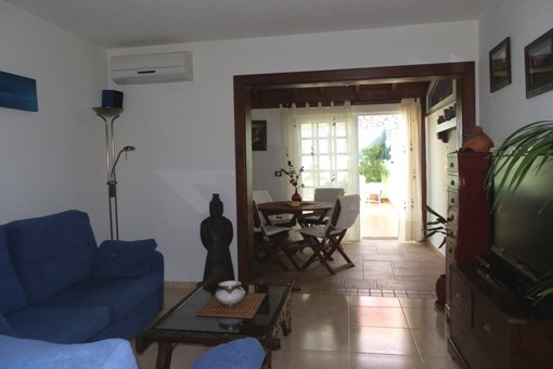 Conditioned living room with access to the terrace