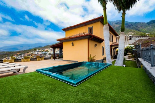 villa in Torviscas Alto