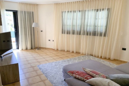 Living area with access to the terrace