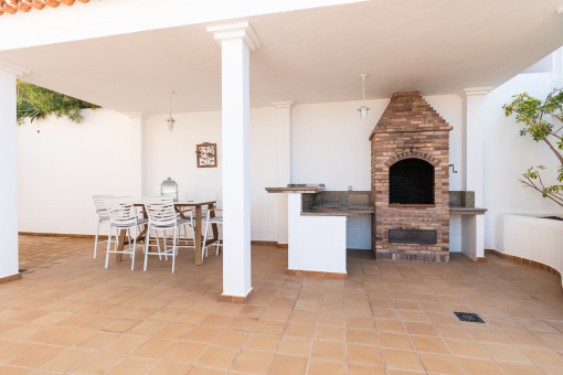 Fantastic outdoor kitchen