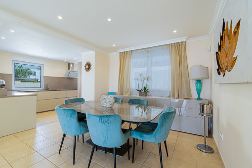 Dining area adjacent to the kitchen