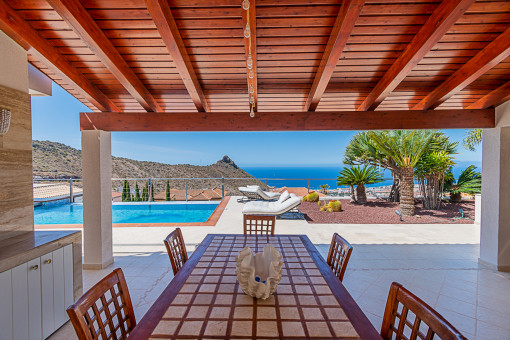 Large covered terrace
