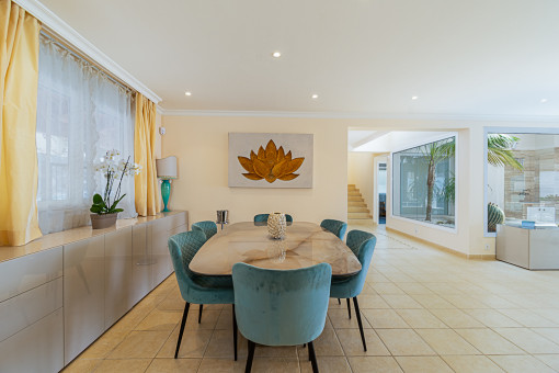 Open plan dining area