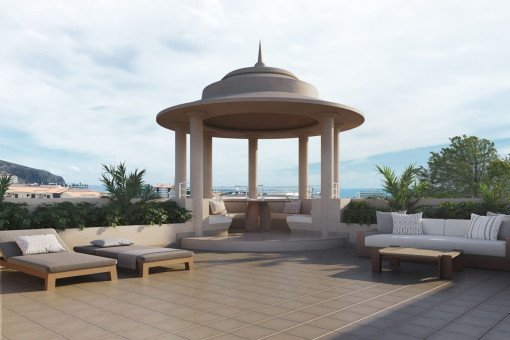 Spacious 2-bedroom apartment with private roof terrace and sea views in Los Cristianos
