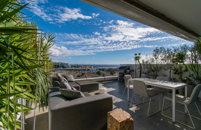Penthouse in La Caleta-a real jewel of a property