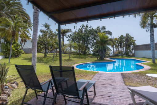 Pool area