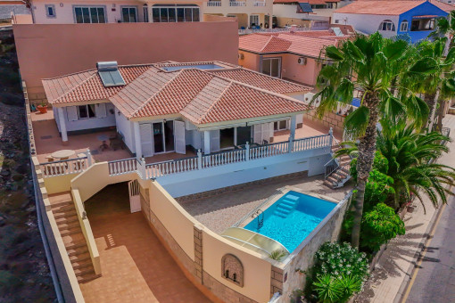 villa in Callao Salvaje