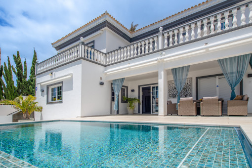 villa in Torviscas Alto