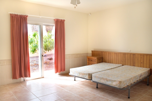 Bedroom with double bed
