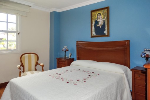 Comfortable double-bedroom